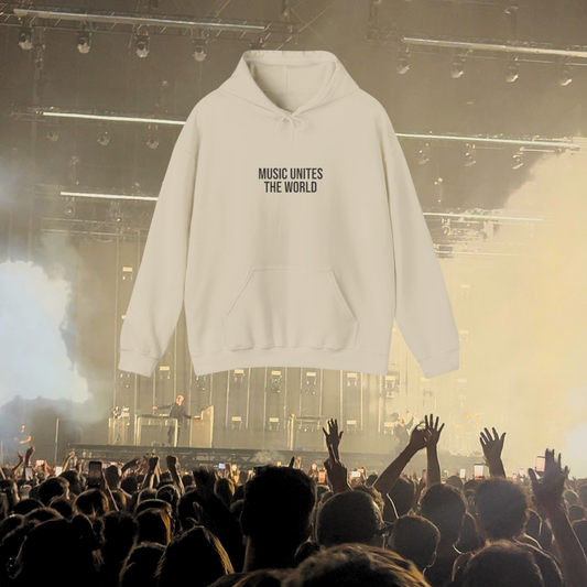 COMMON GROUND Hoodie